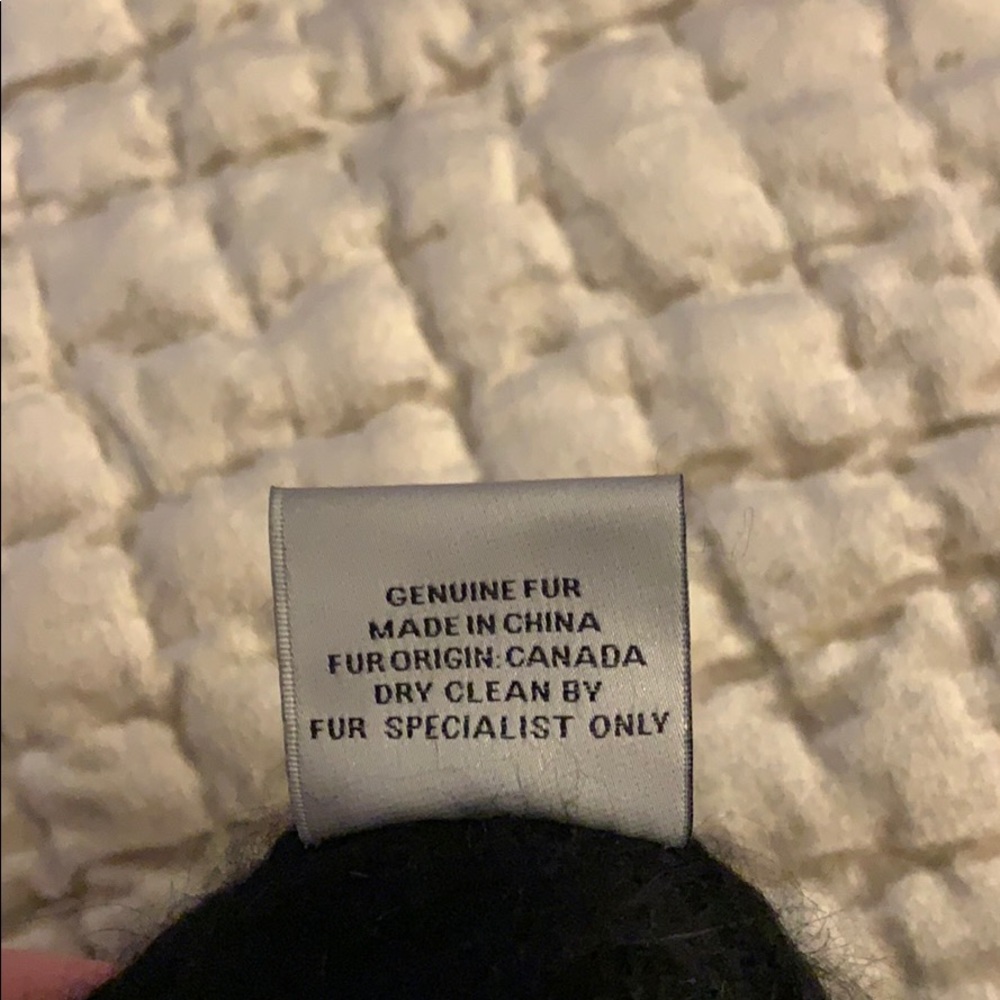 Winter hat - Picture 3 of 4